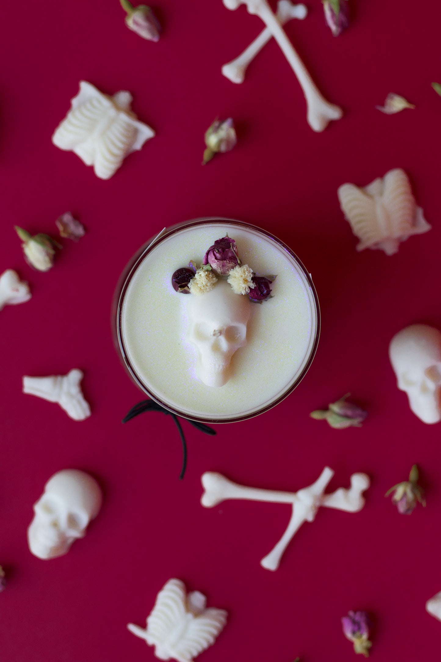 Momento Mori • Black Plum & Cardamom